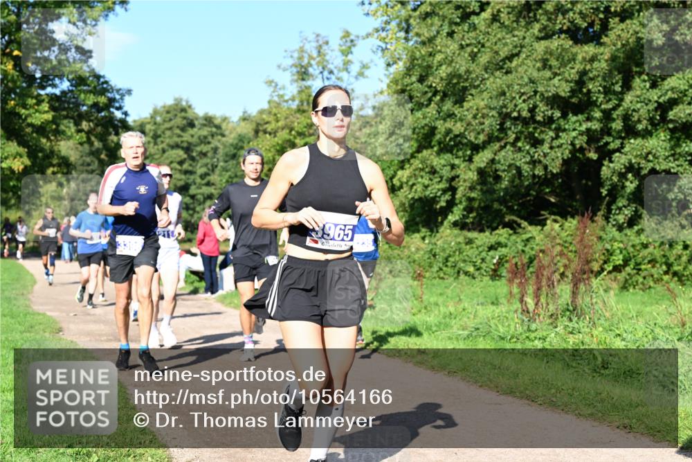 27.09.2026 - 35. Volkslauf durch das schöne Alstertal Dr. Thomas Lammeyer http://msf.ph/oto/10564166 27.09.2026 10:34:25 Laufen 21, 965 meine-sportfotos.de