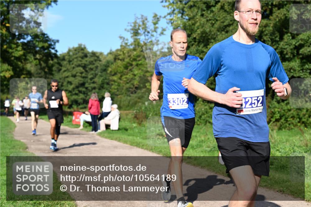 27.09.2026 - 35. Volkslauf durch das schöne Alstertal Dr. Thomas Lammeyer http://msf.ph/oto/10564189 27.09.2026 10:34:30 Laufen  meine-sportfotos.de