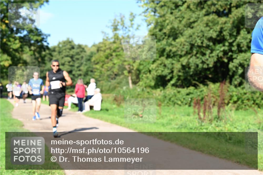 27.09.2026 - 35. Volkslauf durch das schöne Alstertal Dr. Thomas Lammeyer http://msf.ph/oto/10564196 27.09.2026 10:34:31 Laufen  meine-sportfotos.de