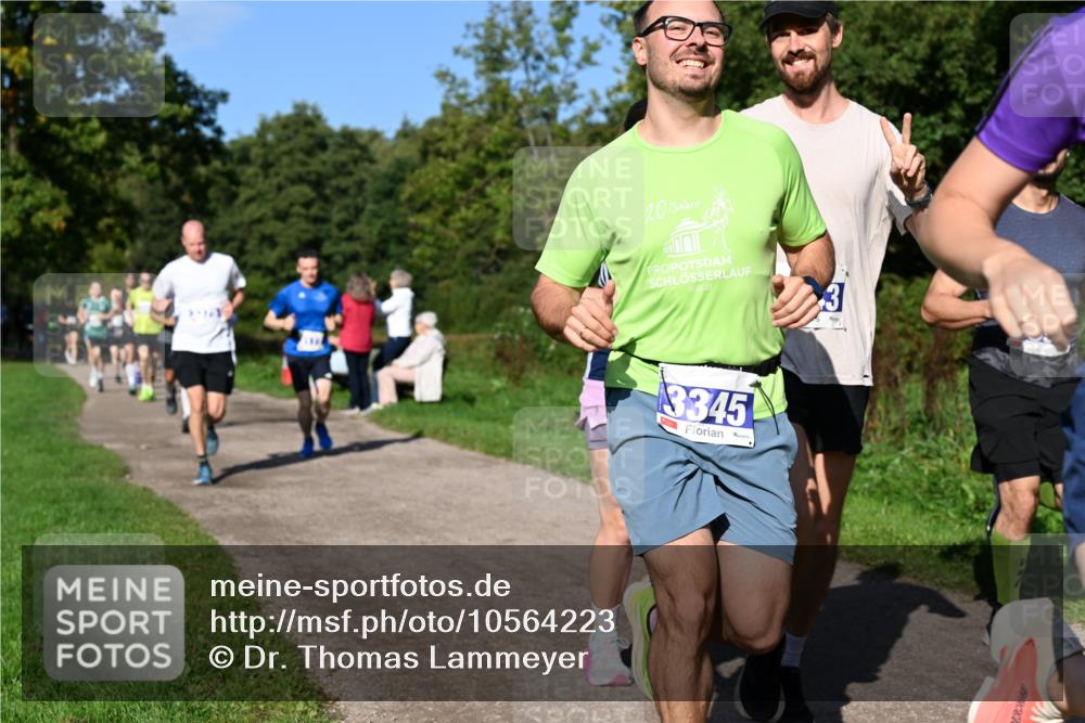 27.09.2026 - 35. Volkslauf durch das schöne Alstertal Dr. Thomas Lammeyer http://msf.ph/oto/10564223 27.09.2026 10:34:42 Laufen 20, 15, 2025, 3, 3345 meine-sportfotos.de