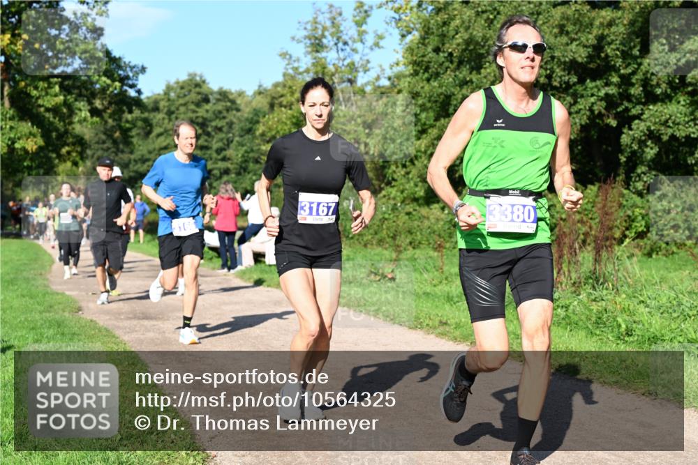 27.09.2026 - 35. Volkslauf durch das schöne Alstertal Dr. Thomas Lammeyer http://msf.ph/oto/10564325 27.09.2026 10:34:57 Laufen 3167, 3380 meine-sportfotos.de