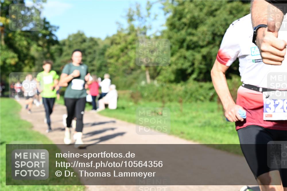 27.09.2026 - 35. Volkslauf durch das schöne Alstertal Dr. Thomas Lammeyer http://msf.ph/oto/10564356 27.09.2026 10:35:02 Laufen  meine-sportfotos.de