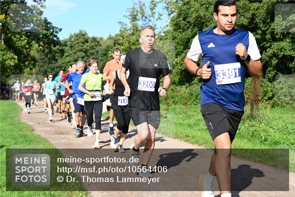 27.09.2026 - 35. Volkslauf durch das schöne Alstertal Dr. Thomas Lammeyer http://msf.ph/oto/10564406 27.09.2026 10:35:10 Laufen 13, 3145, 3200, 3391 meine-sportfotos.de