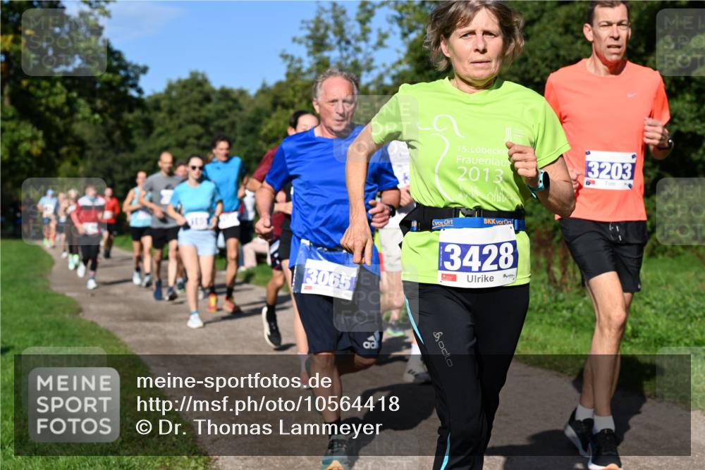 27.09.2026 - 35. Volkslauf durch das schöne Alstertal Dr. Thomas Lammeyer http://msf.ph/oto/10564418 27.09.2026 10:35:12 Laufen 3065, 8, 15, 2013, 3428, 3203 meine-sportfotos.de