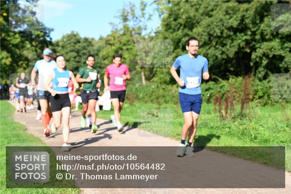 27.09.2026 - 35. Volkslauf durch das schöne Alstertal Dr. Thomas Lammeyer http://msf.ph/oto/10564482 27.09.2026 10:35:23 Laufen  meine-sportfotos.de