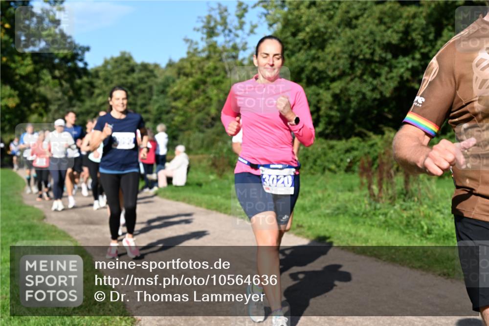 27.09.2026 - 35. Volkslauf durch das schöne Alstertal Dr. Thomas Lammeyer http://msf.ph/oto/10564636 27.09.2026 10:35:46 Laufen 3020 meine-sportfotos.de