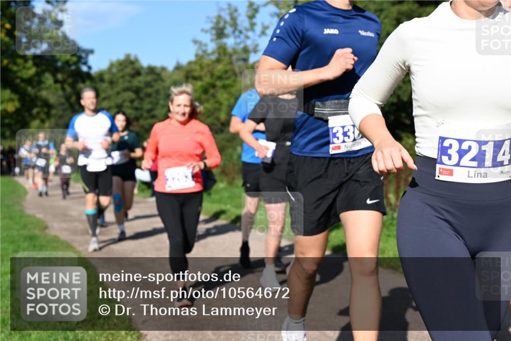 27.09.2026 - 35. Volkslauf durch das schöne Alstertal Dr. Thomas Lammeyer http://msf.ph/oto/10564672 27.09.2026 10:35:51 Laufen 133, 3214 meine-sportfotos.de