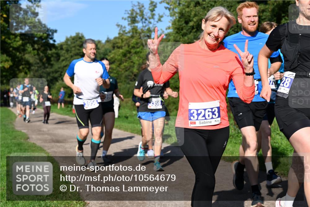 27.09.2026 - 35. Volkslauf durch das schöne Alstertal Dr. Thomas Lammeyer http://msf.ph/oto/10564679 27.09.2026 10:35:52 Laufen 3263, 28 meine-sportfotos.de