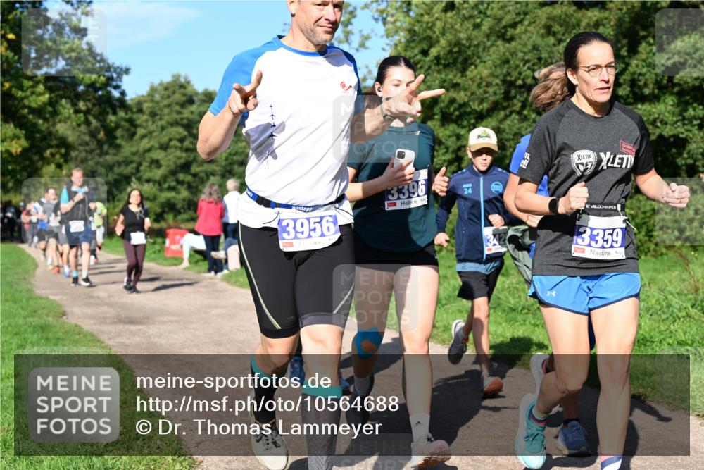 27.09.2026 - 35. Volkslauf durch das schöne Alstertal Dr. Thomas Lammeyer http://msf.ph/oto/10564688 27.09.2026 10:35:53 Laufen 3956, 13396, 24, 12, 3359 meine-sportfotos.de