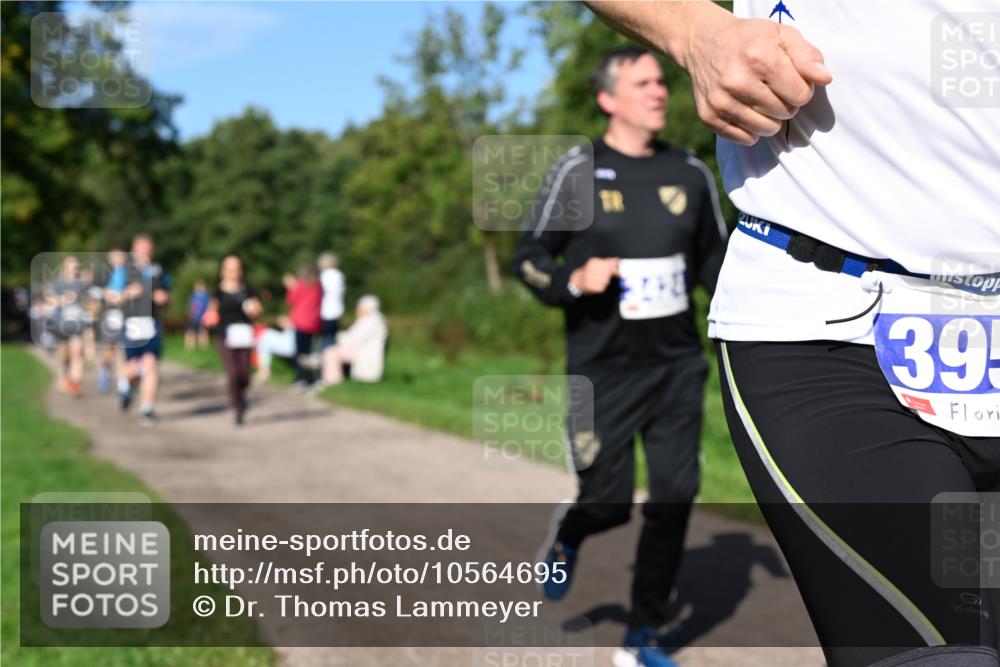 27.09.2026 - 35. Volkslauf durch das schöne Alstertal Dr. Thomas Lammeyer http://msf.ph/oto/10564695 27.09.2026 10:35:54 Laufen 395 meine-sportfotos.de
