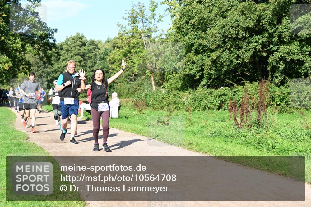 27.09.2026 - 35. Volkslauf durch das schöne Alstertal Dr. Thomas Lammeyer http://msf.ph/oto/10564708 27.09.2026 10:35:56 Laufen 51, 3996 meine-sportfotos.de