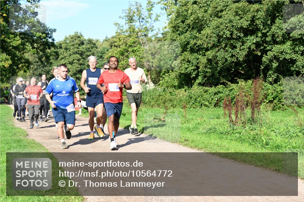 27.09.2026 - 35. Volkslauf durch das schöne Alstertal Dr. Thomas Lammeyer http://msf.ph/oto/10564772 27.09.2026 10:36:06 Laufen 3327, 3001 meine-sportfotos.de