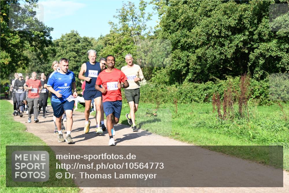 27.09.2026 - 35. Volkslauf durch das schöne Alstertal Dr. Thomas Lammeyer http://msf.ph/oto/10564773 27.09.2026 10:36:06 Laufen 3327, 300 meine-sportfotos.de