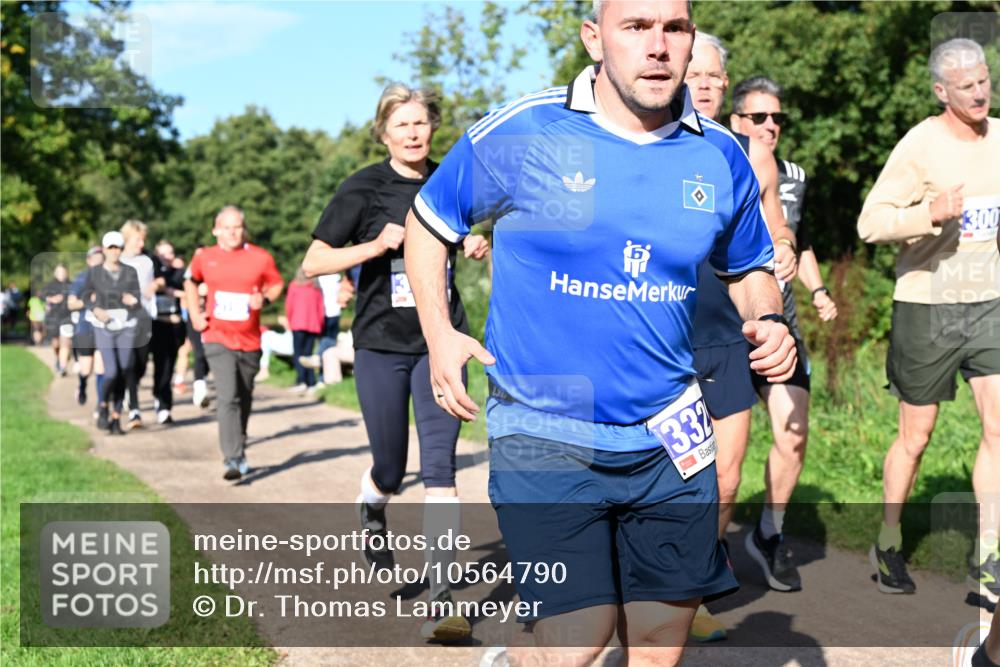 27.09.2026 - 35. Volkslauf durch das schöne Alstertal Dr. Thomas Lammeyer http://msf.ph/oto/10564790 27.09.2026 10:36:08 Laufen 300, 1332 meine-sportfotos.de