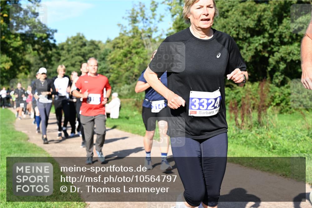 27.09.2026 - 35. Volkslauf durch das schöne Alstertal Dr. Thomas Lammeyer http://msf.ph/oto/10564797 27.09.2026 10:36:09 Laufen 3149, 3324 meine-sportfotos.de