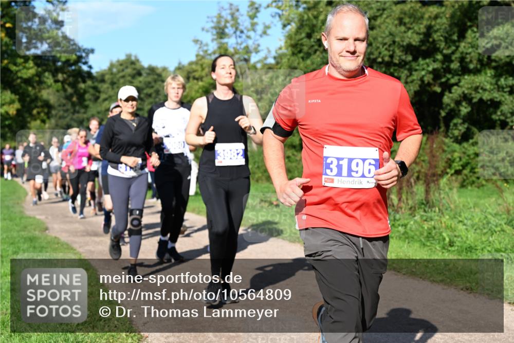 27.09.2026 - 35. Volkslauf durch das schöne Alstertal Dr. Thomas Lammeyer http://msf.ph/oto/10564809 27.09.2026 10:36:11 Laufen  meine-sportfotos.de