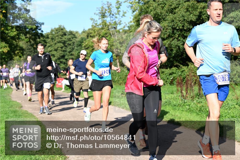 27.09.2026 - 35. Volkslauf durch das schöne Alstertal Dr. Thomas Lammeyer http://msf.ph/oto/10564841 27.09.2026 10:36:16 Laufen 124, 6, 3078 meine-sportfotos.de