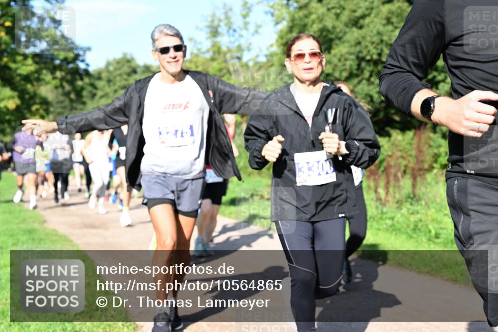 27.09.2026 - 35. Volkslauf durch das schöne Alstertal Dr. Thomas Lammeyer http://msf.ph/oto/10564865 27.09.2026 10:36:20 Laufen 3275, 3300 meine-sportfotos.de