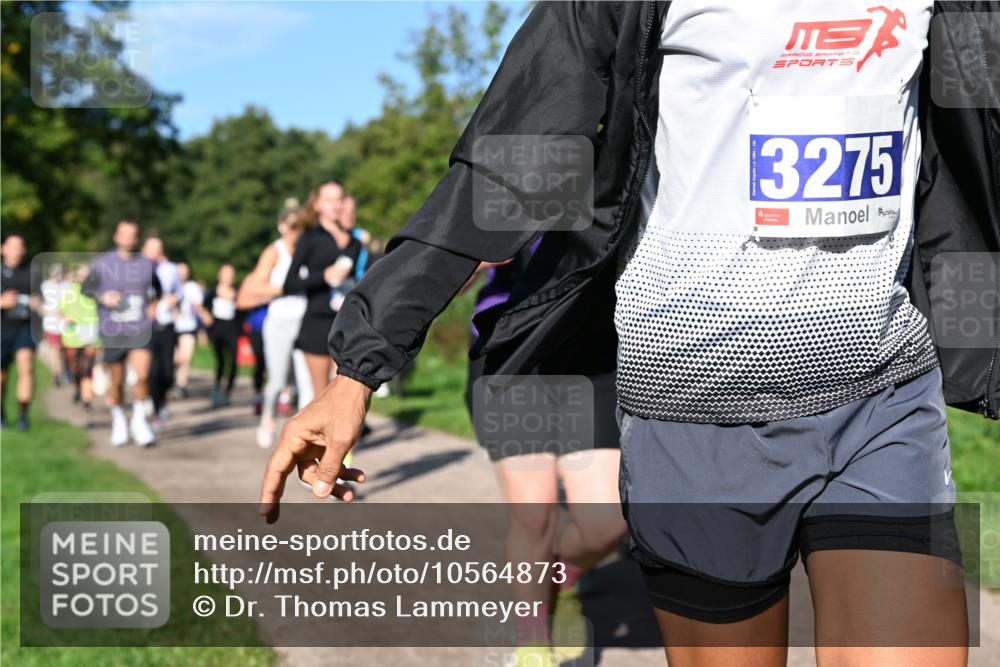 27.09.2026 - 35. Volkslauf durch das schöne Alstertal Dr. Thomas Lammeyer http://msf.ph/oto/10564873 27.09.2026 10:36:21 Laufen 3275 meine-sportfotos.de