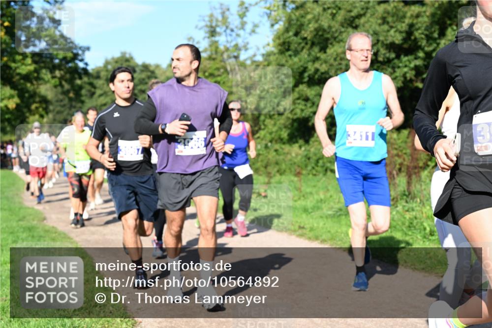 27.09.2026 - 35. Volkslauf durch das schöne Alstertal Dr. Thomas Lammeyer http://msf.ph/oto/10564892 27.09.2026 10:36:24 Laufen  meine-sportfotos.de