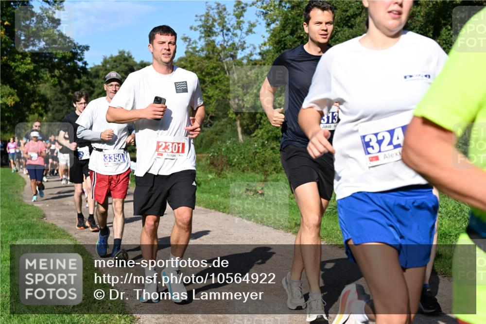 27.09.2026 - 35. Volkslauf durch das schöne Alstertal Dr. Thomas Lammeyer http://msf.ph/oto/10564922 27.09.2026 10:36:28 Laufen  meine-sportfotos.de