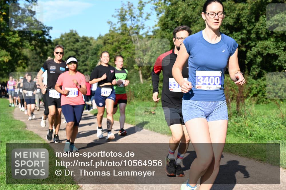 27.09.2026 - 35. Volkslauf durch das schöne Alstertal Dr. Thomas Lammeyer http://msf.ph/oto/10564956 27.09.2026 10:36:33 Laufen 301, 3182, 33, 3400 meine-sportfotos.de