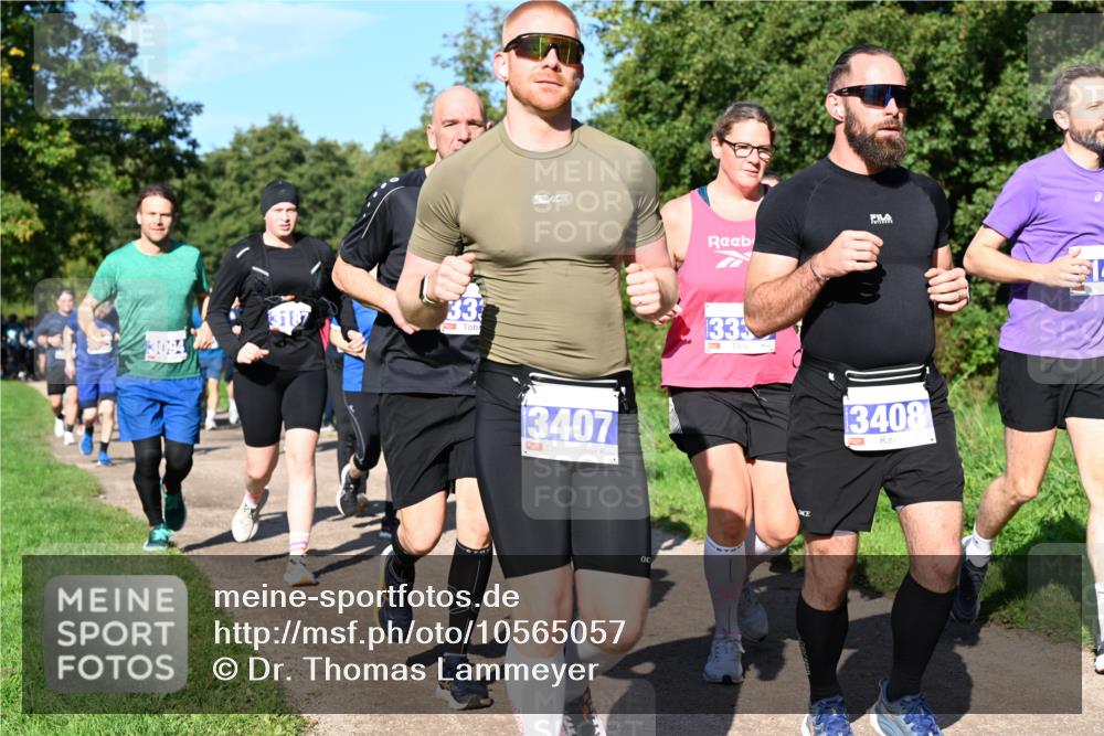 27.09.2026 - 35. Volkslauf durch das schöne Alstertal Dr. Thomas Lammeyer http://msf.ph/oto/10565057 27.09.2026 10:36:48 Laufen 3187, 3094, 33, 3407, 040, 1333, 3408 meine-sportfotos.de