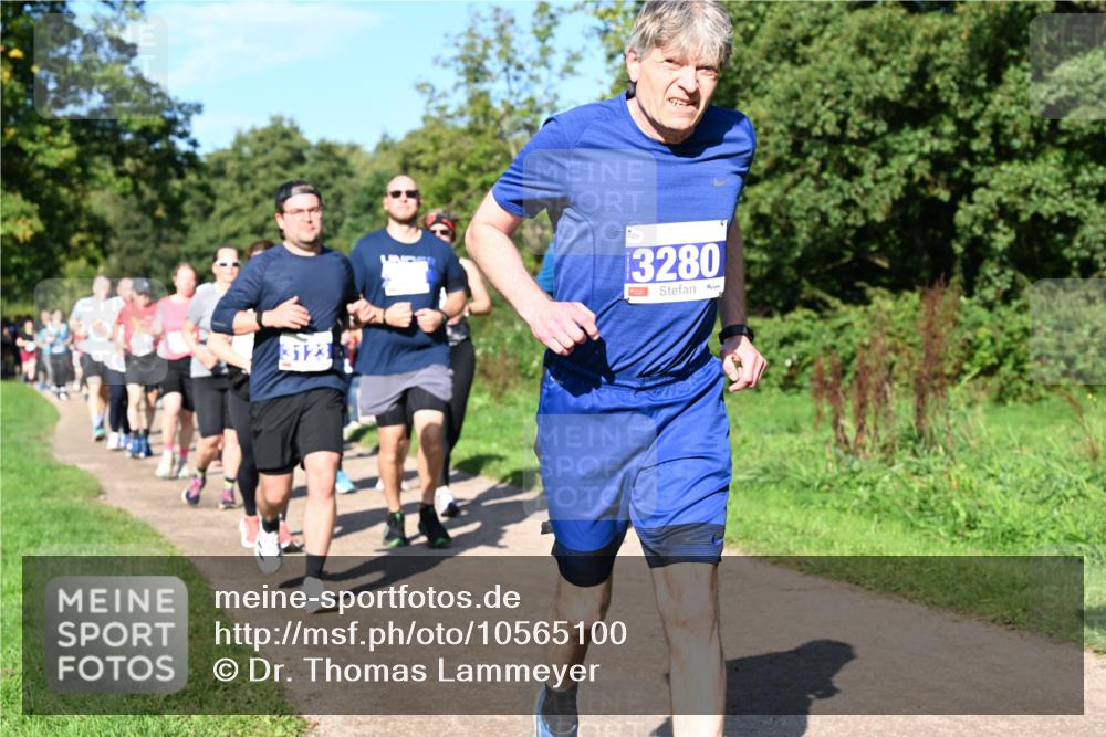 27.09.2026 - 35. Volkslauf durch das schöne Alstertal Dr. Thomas Lammeyer http://msf.ph/oto/10565100 27.09.2026 10:36:54 Laufen 3123, 3280 meine-sportfotos.de