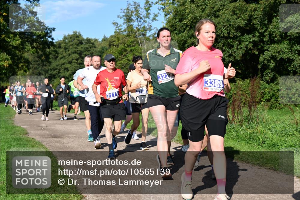 27.09.2026 - 35. Volkslauf durch das schöne Alstertal Dr. Thomas Lammeyer http://msf.ph/oto/10565139 27.09.2026 10:36:58 Laufen 2171, 3225, 13389 meine-sportfotos.de
