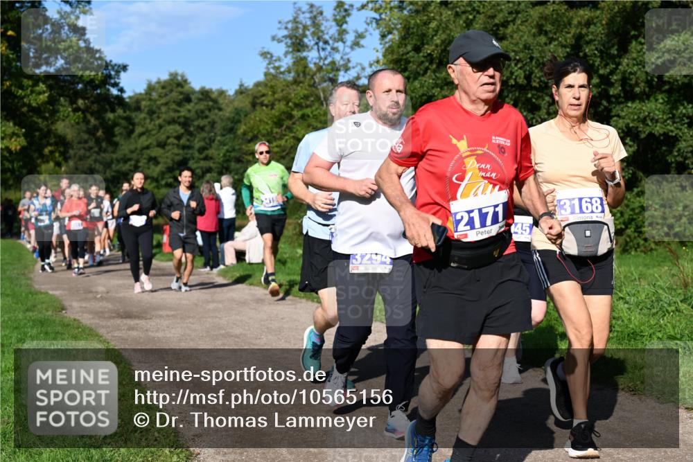 27.09.2026 - 35. Volkslauf durch das schöne Alstertal Dr. Thomas Lammeyer http://msf.ph/oto/10565156 27.09.2026 10:37:00 Laufen 3294, 2171, 45, 3168 meine-sportfotos.de