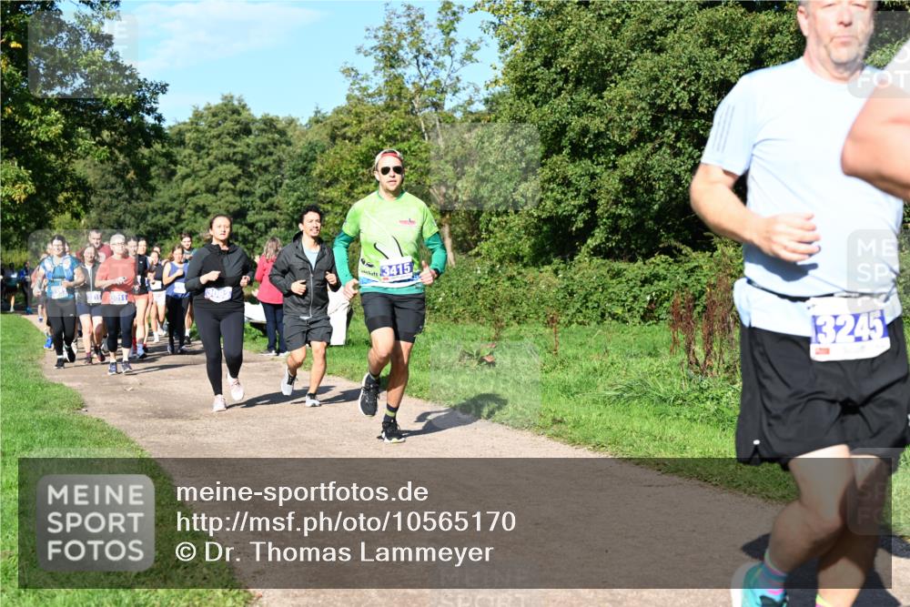 27.09.2026 - 35. Volkslauf durch das schöne Alstertal Dr. Thomas Lammeyer http://msf.ph/oto/10565170 27.09.2026 10:37:02 Laufen 3415, 3245 meine-sportfotos.de