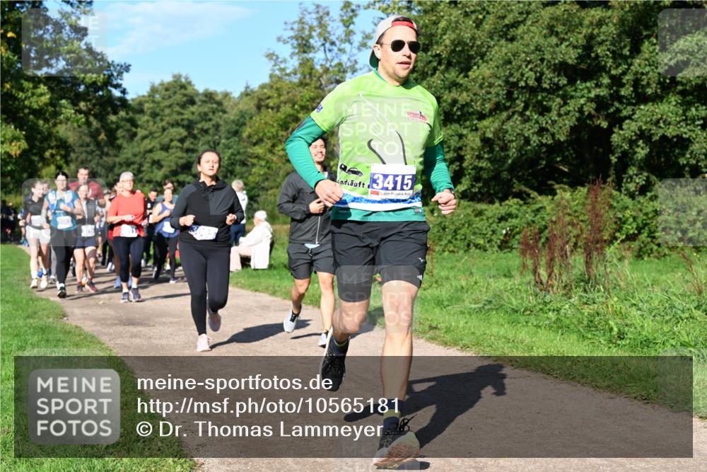 27.09.2026 - 35. Volkslauf durch das schöne Alstertal Dr. Thomas Lammeyer http://msf.ph/oto/10565181 27.09.2026 10:37:03 Laufen 3415 meine-sportfotos.de