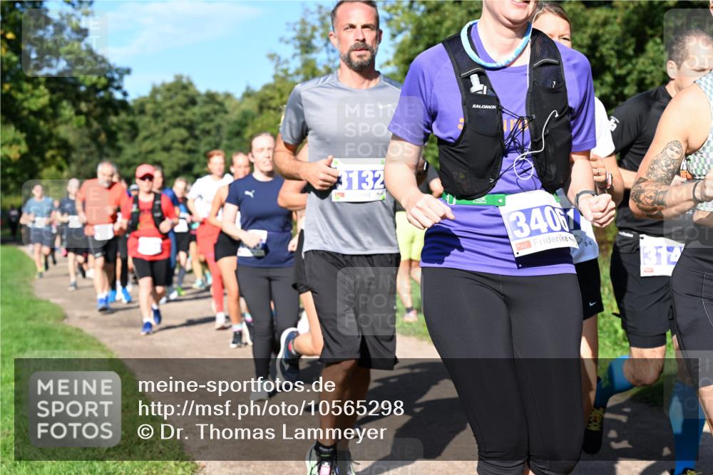 27.09.2026 - 35. Volkslauf durch das schöne Alstertal Dr. Thomas Lammeyer http://msf.ph/oto/10565298 27.09.2026 10:37:17 Laufen 3132, 3406, 314 meine-sportfotos.de