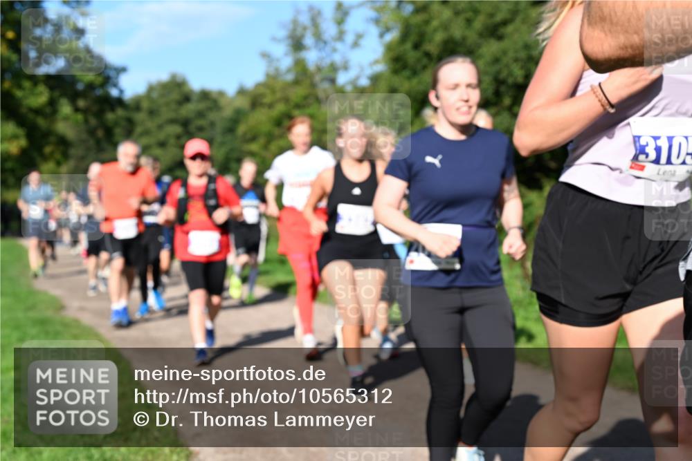 27.09.2026 - 35. Volkslauf durch das schöne Alstertal Dr. Thomas Lammeyer http://msf.ph/oto/10565312 27.09.2026 10:37:18 Laufen 310 meine-sportfotos.de