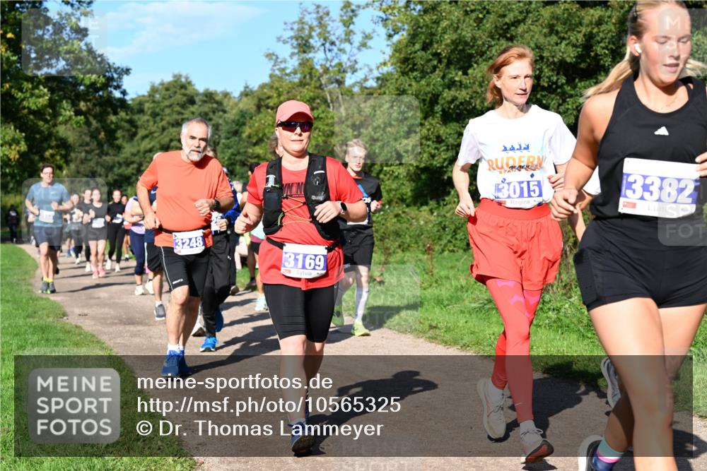 27.09.2026 - 35. Volkslauf durch das schöne Alstertal Dr. Thomas Lammeyer http://msf.ph/oto/10565325 27.09.2026 10:37:19 Laufen 3248, 3169, 3015, 3382 meine-sportfotos.de