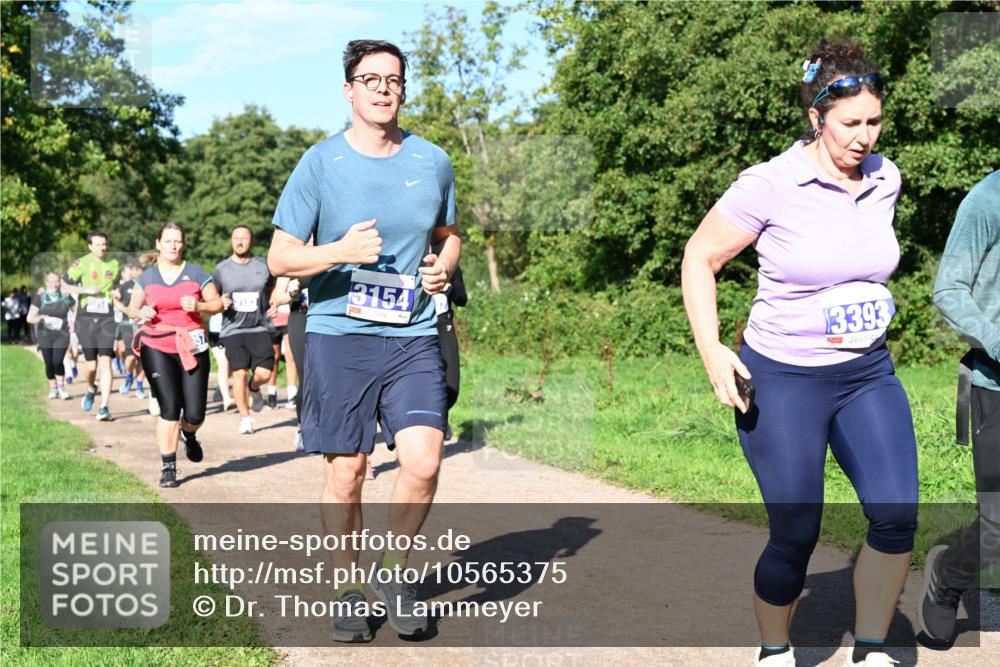 27.09.2026 - 35. Volkslauf durch das schöne Alstertal Dr. Thomas Lammeyer http://msf.ph/oto/10565375 27.09.2026 10:37:25 Laufen 157, 3154, 13393 meine-sportfotos.de
