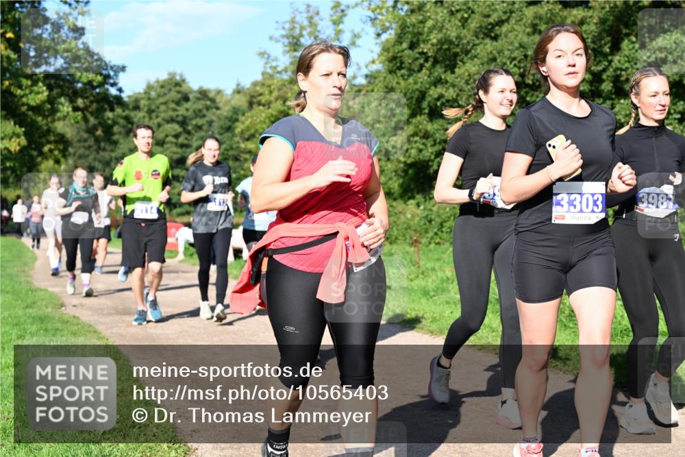27.09.2026 - 35. Volkslauf durch das schöne Alstertal Dr. Thomas Lammeyer http://msf.ph/oto/10565403 27.09.2026 10:37:28 Laufen 3303, 3987, 60, 795 meine-sportfotos.de