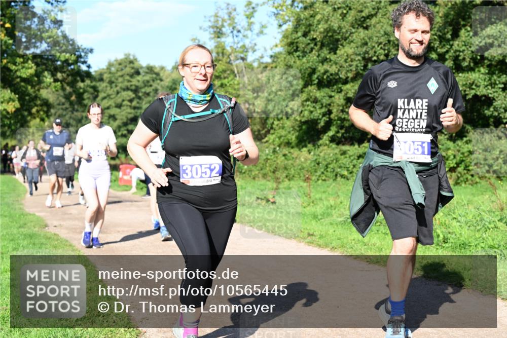27.09.2026 - 35. Volkslauf durch das schöne Alstertal Dr. Thomas Lammeyer http://msf.ph/oto/10565445 27.09.2026 10:37:32 Laufen 3052, 3051 meine-sportfotos.de