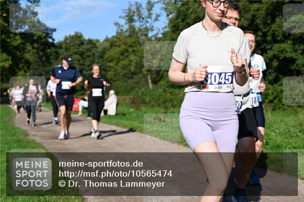 27.09.2026 - 35. Volkslauf durch das schöne Alstertal Dr. Thomas Lammeyer http://msf.ph/oto/10565474 27.09.2026 10:37:36 Laufen 3045, 0, 18 meine-sportfotos.de