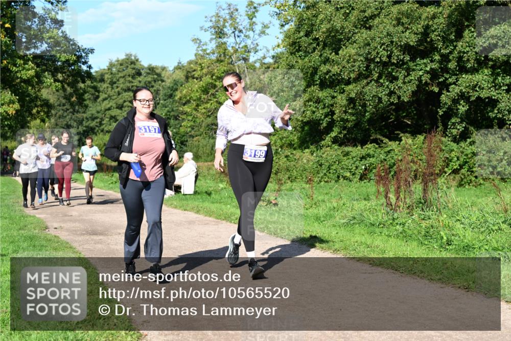 27.09.2026 - 35. Volkslauf durch das schöne Alstertal Dr. Thomas Lammeyer http://msf.ph/oto/10565520 27.09.2026 10:37:41 Laufen 3197, 3199 meine-sportfotos.de