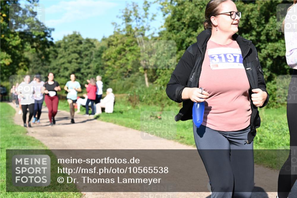 27.09.2026 - 35. Volkslauf durch das schöne Alstertal Dr. Thomas Lammeyer http://msf.ph/oto/10565538 27.09.2026 10:37:43 Laufen 3197 meine-sportfotos.de