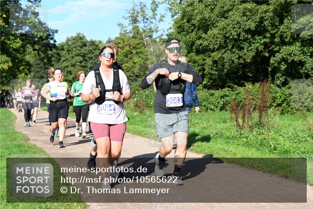 27.09.2026 - 35. Volkslauf durch das schöne Alstertal Dr. Thomas Lammeyer http://msf.ph/oto/10565622 27.09.2026 10:37:52 Laufen 3084, 3083 meine-sportfotos.de
