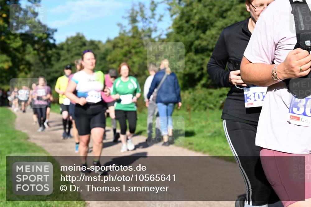27.09.2026 - 35. Volkslauf durch das schöne Alstertal Dr. Thomas Lammeyer http://msf.ph/oto/10565641 27.09.2026 10:37:54 Laufen 30, 30 meine-sportfotos.de