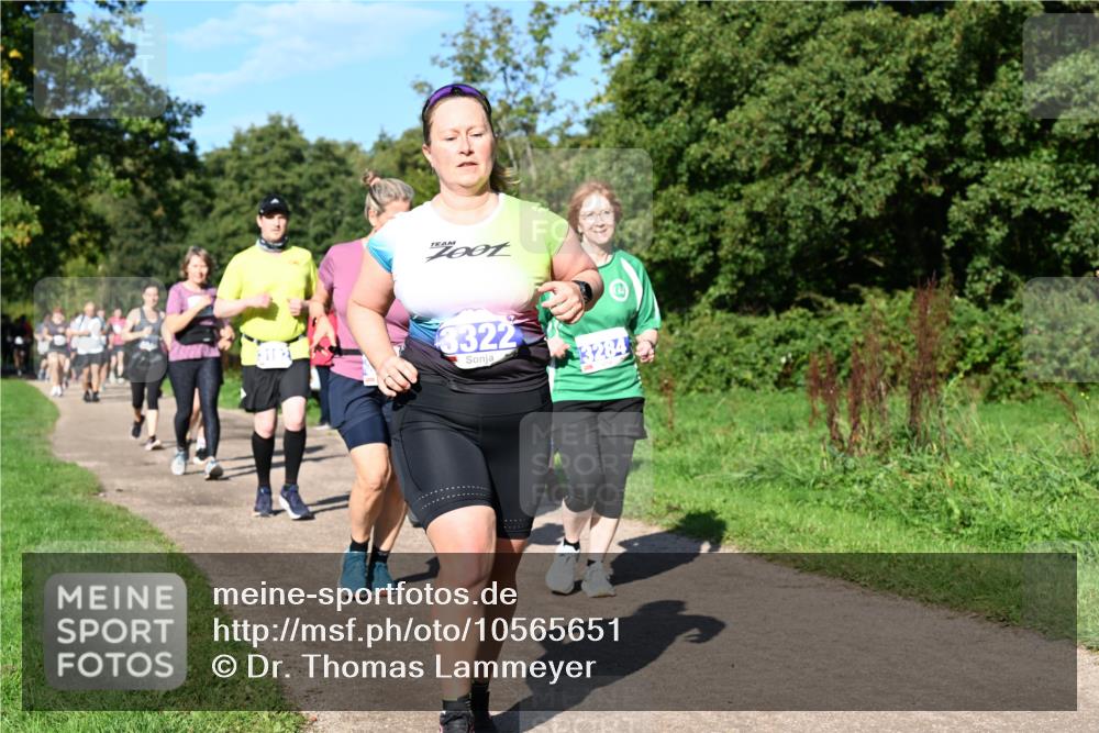 27.09.2026 - 35. Volkslauf durch das schöne Alstertal Dr. Thomas Lammeyer http://msf.ph/oto/10565651 27.09.2026 10:37:55 Laufen 3322 meine-sportfotos.de