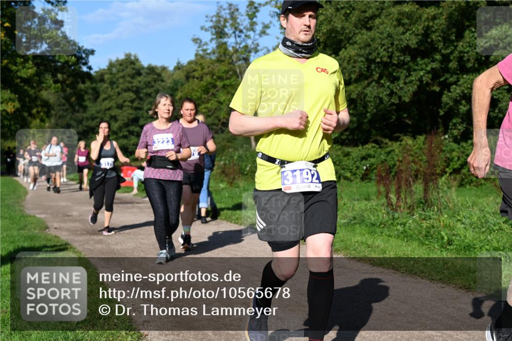 27.09.2026 - 35. Volkslauf durch das schöne Alstertal Dr. Thomas Lammeyer http://msf.ph/oto/10565678 27.09.2026 10:37:58 Laufen 3192 meine-sportfotos.de