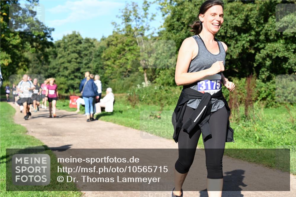 27.09.2026 - 35. Volkslauf durch das schöne Alstertal Dr. Thomas Lammeyer http://msf.ph/oto/10565715 27.09.2026 10:38:02 Laufen 13175 meine-sportfotos.de