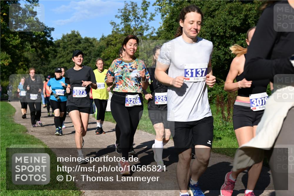 27.09.2026 - 35. Volkslauf durch das schöne Alstertal Dr. Thomas Lammeyer http://msf.ph/oto/10565821 27.09.2026 10:38:18 Laufen 3030, 31913073, 189, 3266, 3261, 13137, 307 meine-sportfotos.de