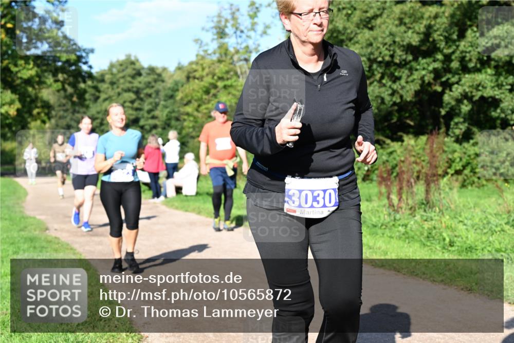 27.09.2026 - 35. Volkslauf durch das schöne Alstertal Dr. Thomas Lammeyer http://msf.ph/oto/10565872 27.09.2026 10:38:23 Laufen 3030 meine-sportfotos.de