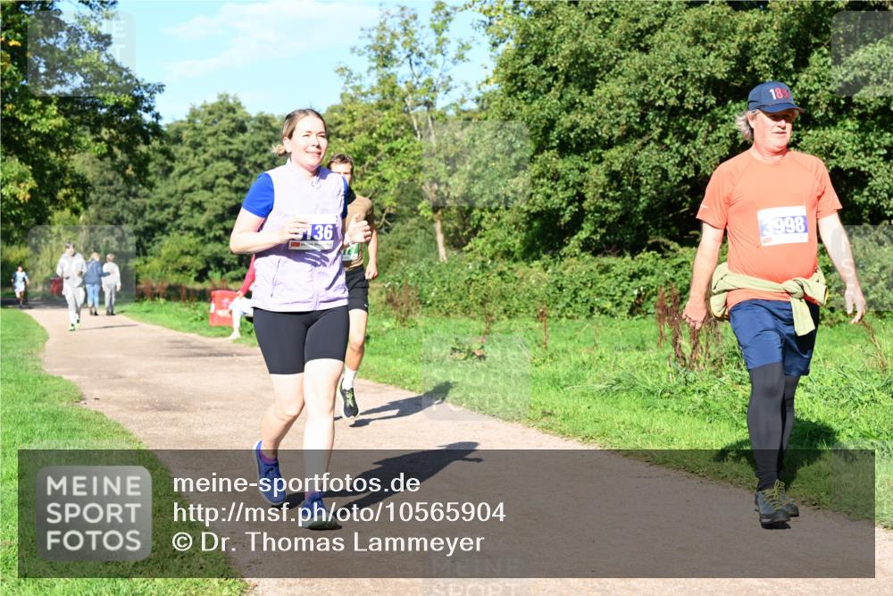 27.09.2026 - 35. Volkslauf durch das schöne Alstertal Dr. Thomas Lammeyer http://msf.ph/oto/10565904 27.09.2026 10:38:27 Laufen 136, 998 meine-sportfotos.de