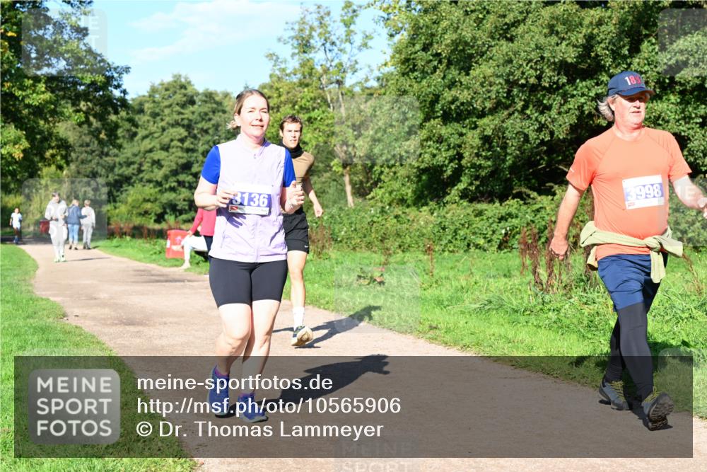 27.09.2026 - 35. Volkslauf durch das schöne Alstertal Dr. Thomas Lammeyer http://msf.ph/oto/10565906 27.09.2026 10:38:27 Laufen 3136, 3998 meine-sportfotos.de